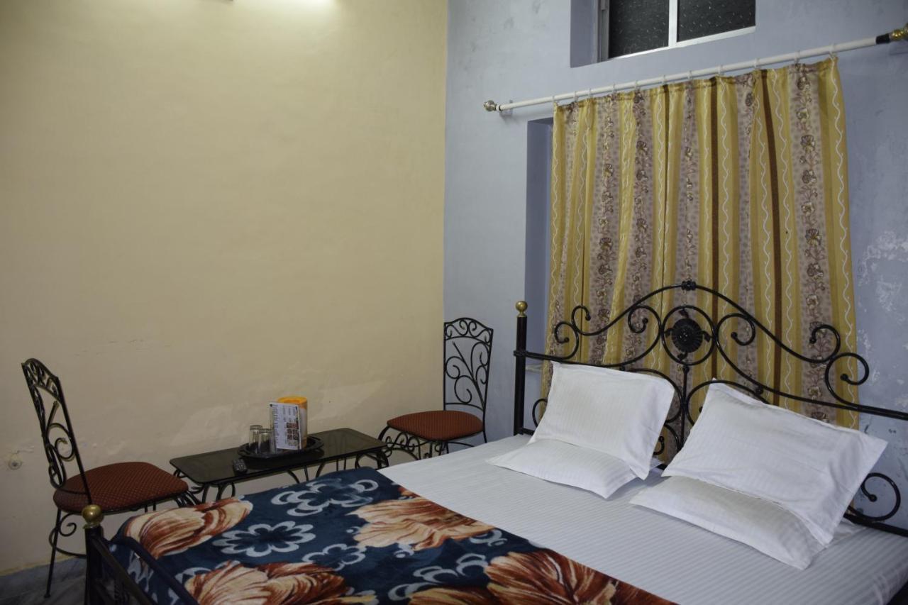 Hotel Deep Valley Mount Abu Eksteriør bilde