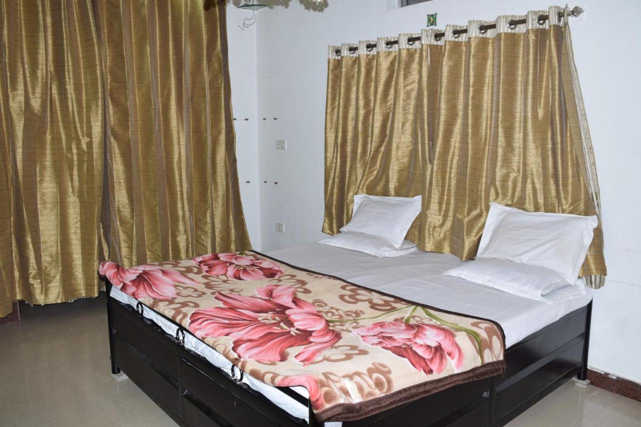 Hotel Deep Valley Mount Abu Eksteriør bilde