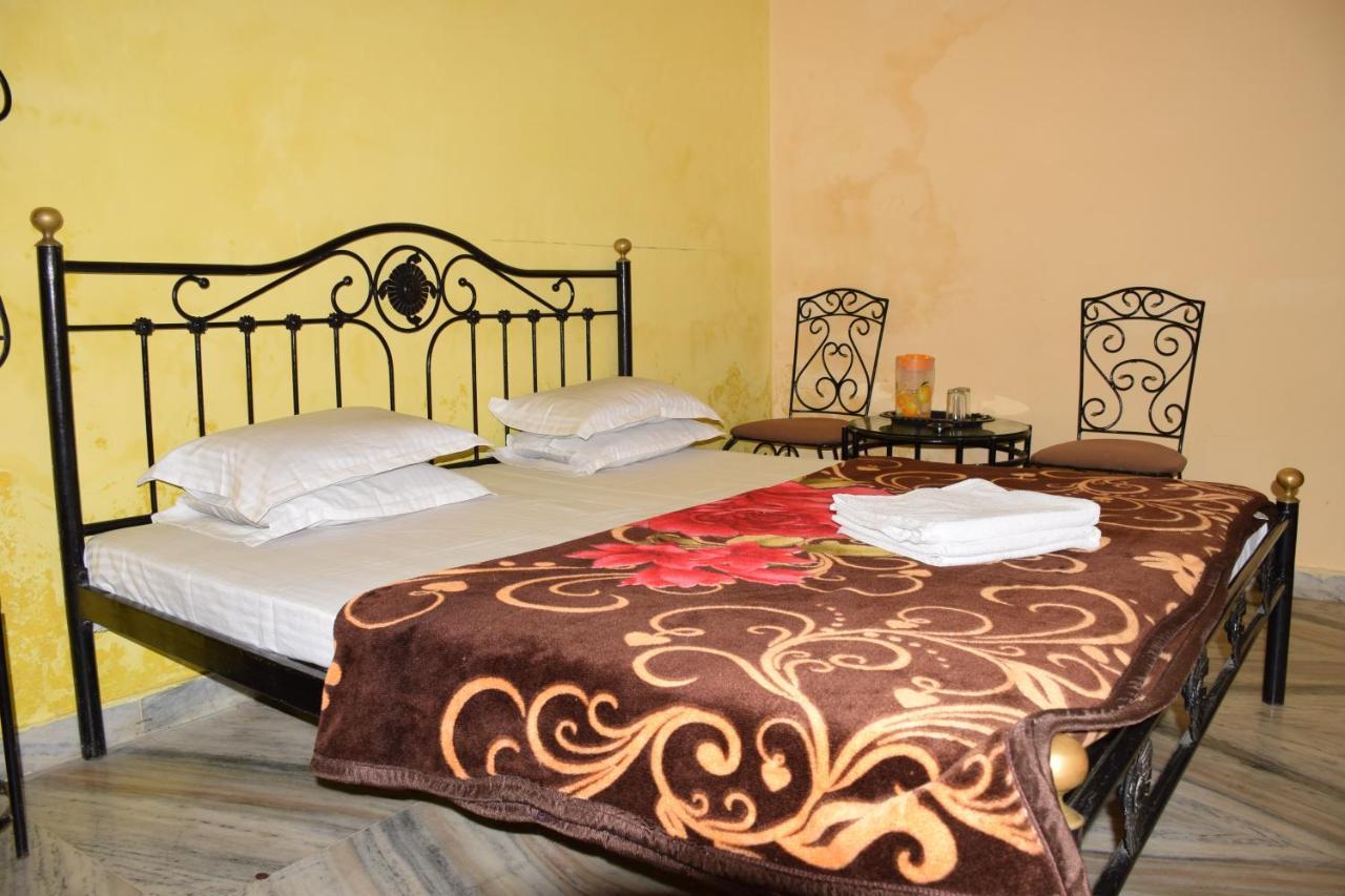 Hotel Deep Valley Mount Abu Eksteriør bilde