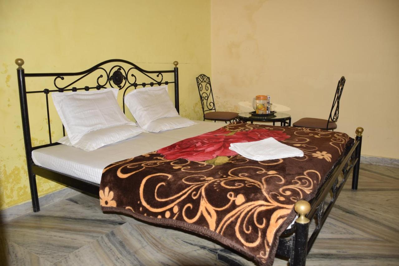 Hotel Deep Valley Mount Abu Eksteriør bilde