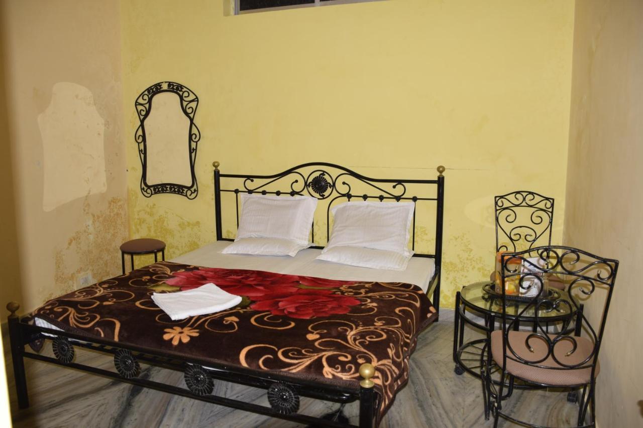 Hotel Deep Valley Mount Abu Eksteriør bilde