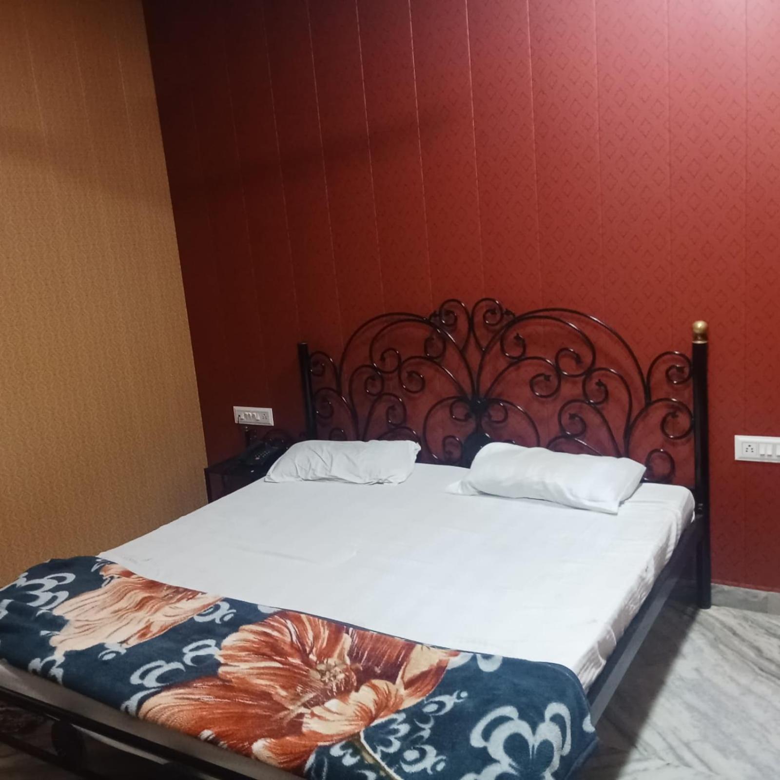 Hotel Deep Valley Mount Abu Eksteriør bilde